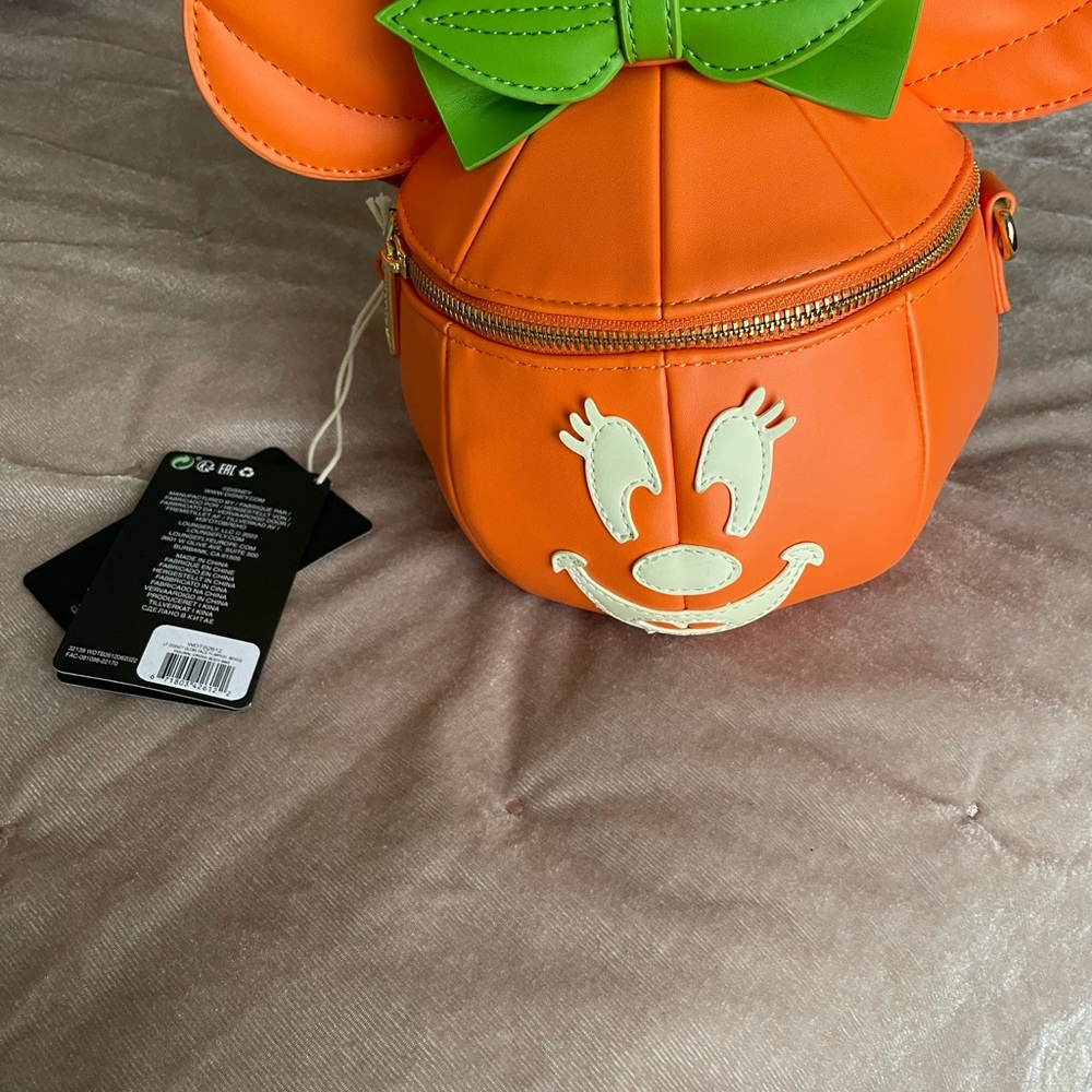 Loungefly Minnie mouse Halloween
